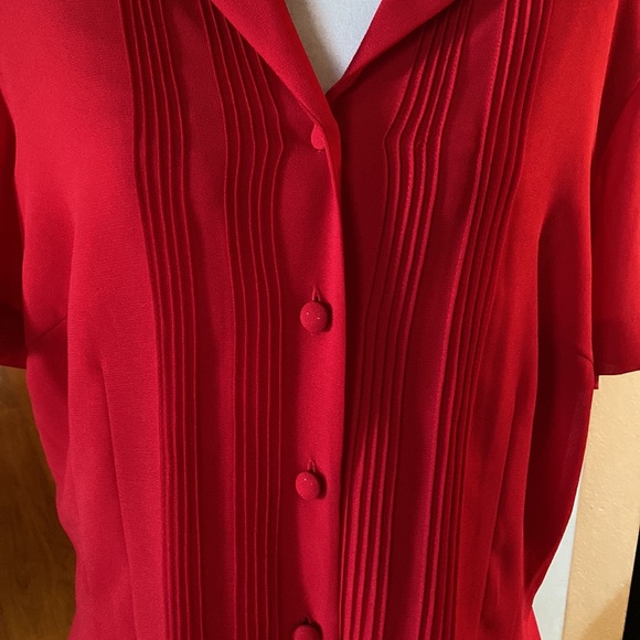 Red 2 piece skirt and top. Size 18W - Picture 2 of 5